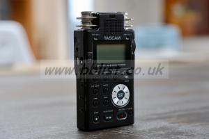 Tascam DR-100 