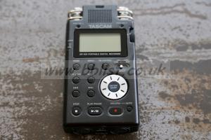 Tascam DR-100 