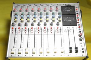 Audio Developments AD245 Mixer 8:2 location Battery or PSU
