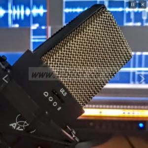 AKG C 414 B ULS microphone