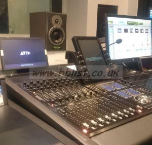 Avid Pro Tools S6 Mixing Console M40/8/5D,+frame & vesa arm 
