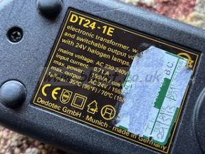 Dedolight 2x DLED4-D & 1xDLH 4  A Lovely 3-point Lighting Ki DT24-1E 230-240V AC power adapter