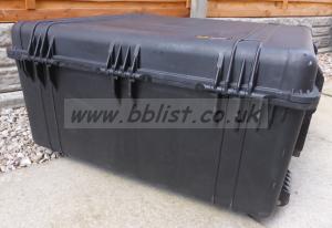 Peli 1690 Very LargeTrolley Case Lightly Used 