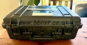 2x WESTCOTT 26v V-LOCK BATTS & CHARGER 