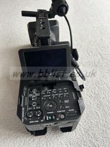 SONY NEX-FS700RH Camera with lens, accessories and bag 
