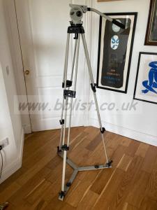 Vinten Vision 10LF Fluid Head with Vinten Tripod 