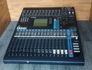 Yamaha Digital O1V96 Audio Mixer