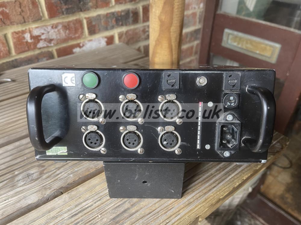 12 volt battery with 6 outputs and charger. Lead acid batter