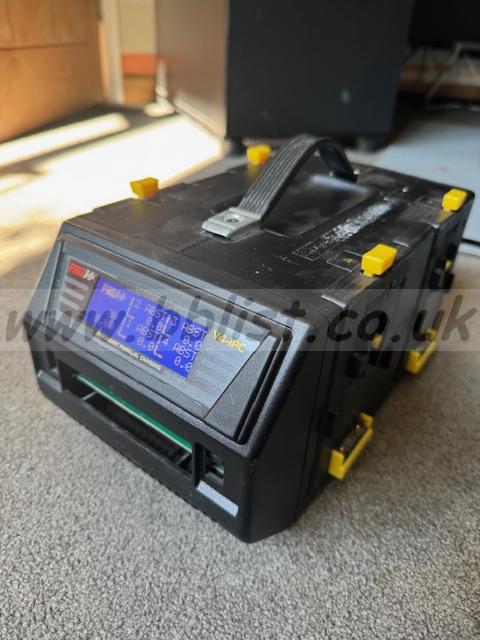 PAG V4 charger
