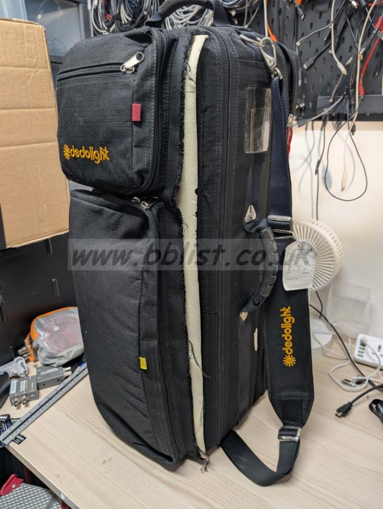 Dedolight 4-Head lighting kit (Bag damaged)