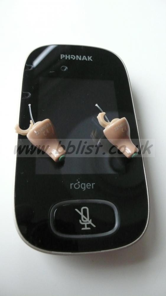 Phonak Roger Earpiece x 2 plus Roger Touchscreen Mic