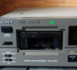 Sony  PCM-2700A DAT Recorder